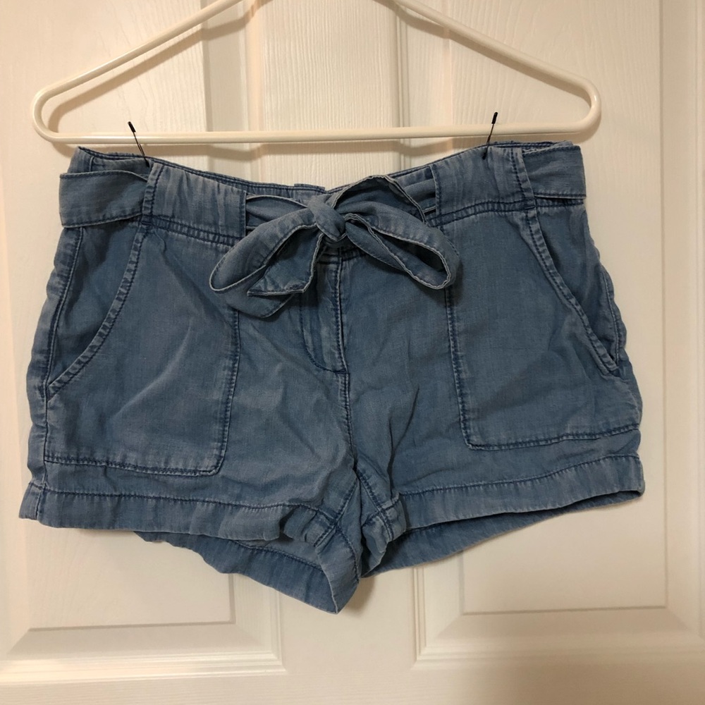 Loft Chambray Shorts NWOT